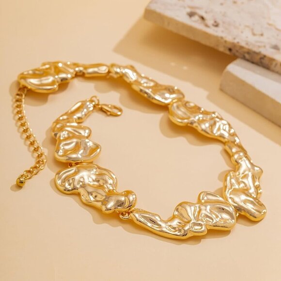 Gold Lava Irregular Geometric Chunky Choker Necklace for Women, Trendy Minimalis - Picture 6 of 7
